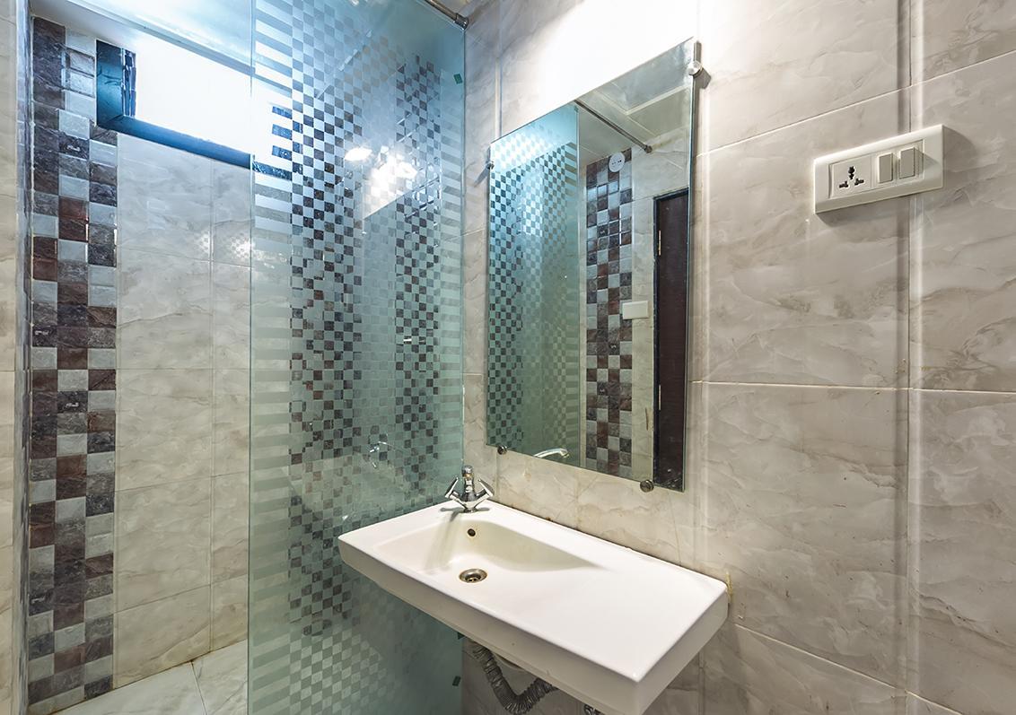 Hotel Sai Dharam Palace Ширді Екстер'єр фото